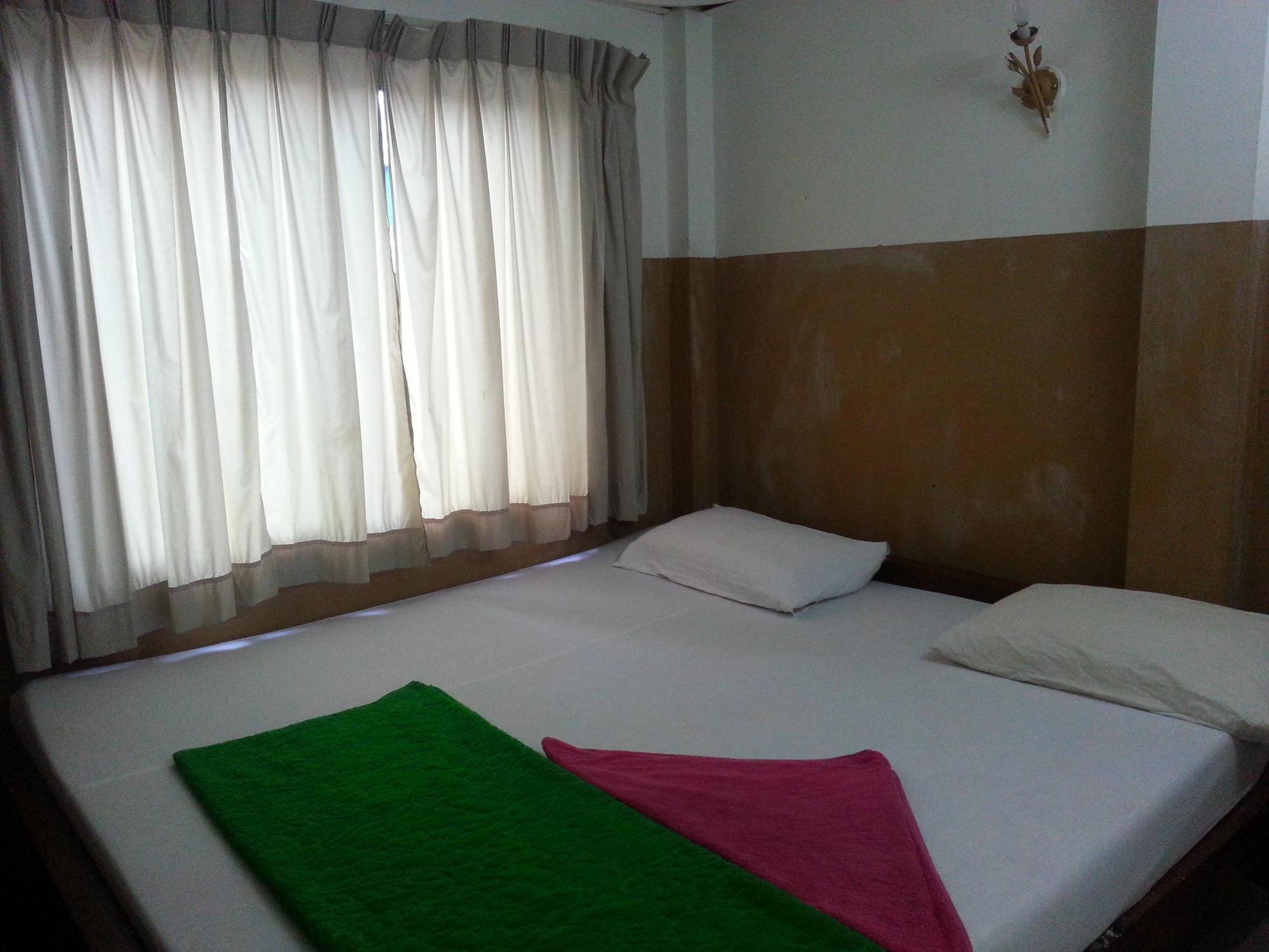 פנום פן Grand View Guesthouse מראה חיצוני תמונה